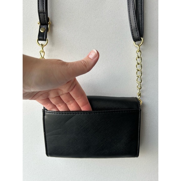 GUESS | black and gold shoulder bag/ wallet - Picture 5 of 11